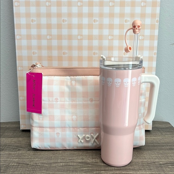Betsey Johnson Handbags - Betsey Johnson | Gingham Bag w/ Matching Water Bottle
